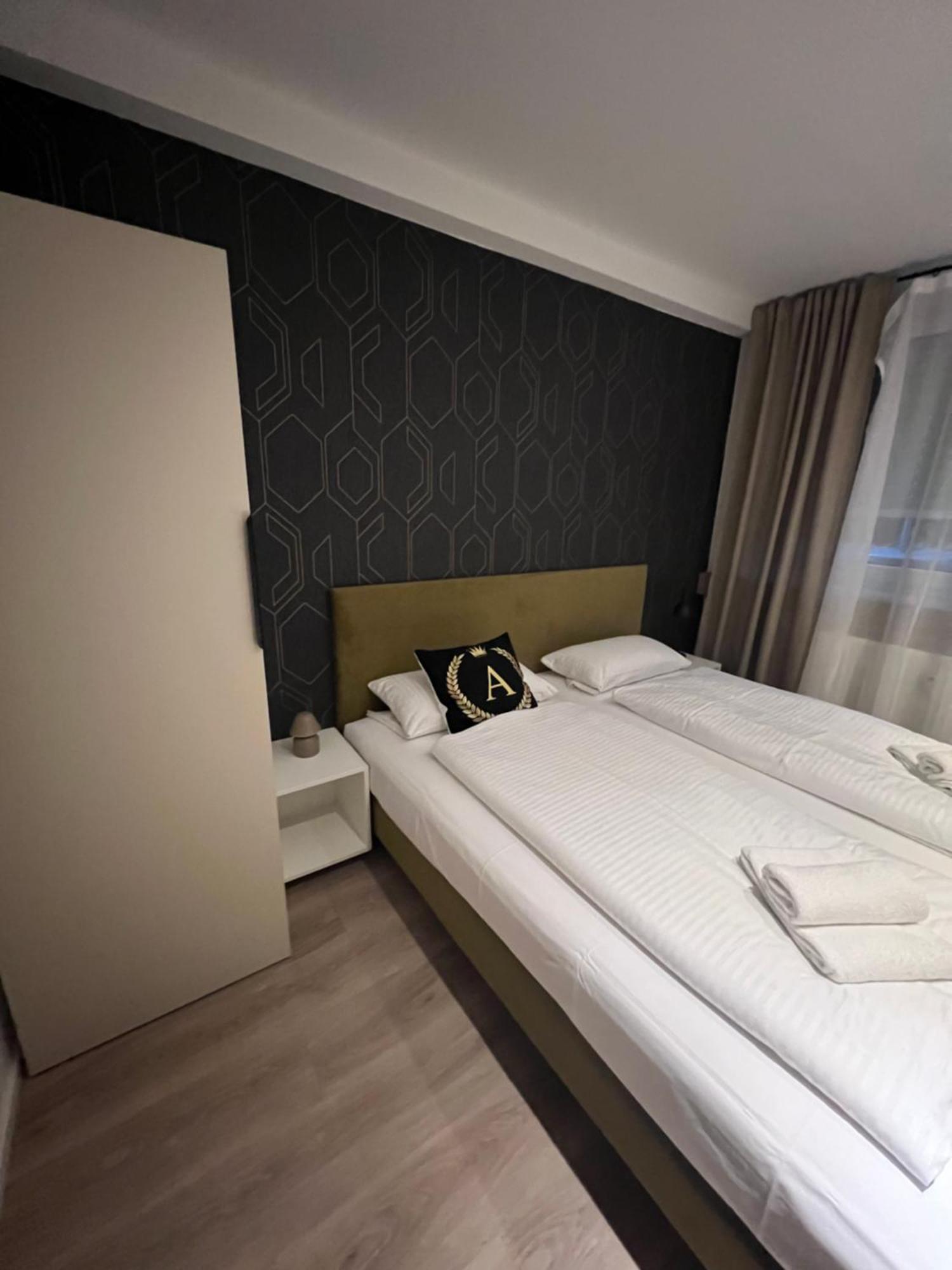 Alpha Rooms Backnang Esterno foto
