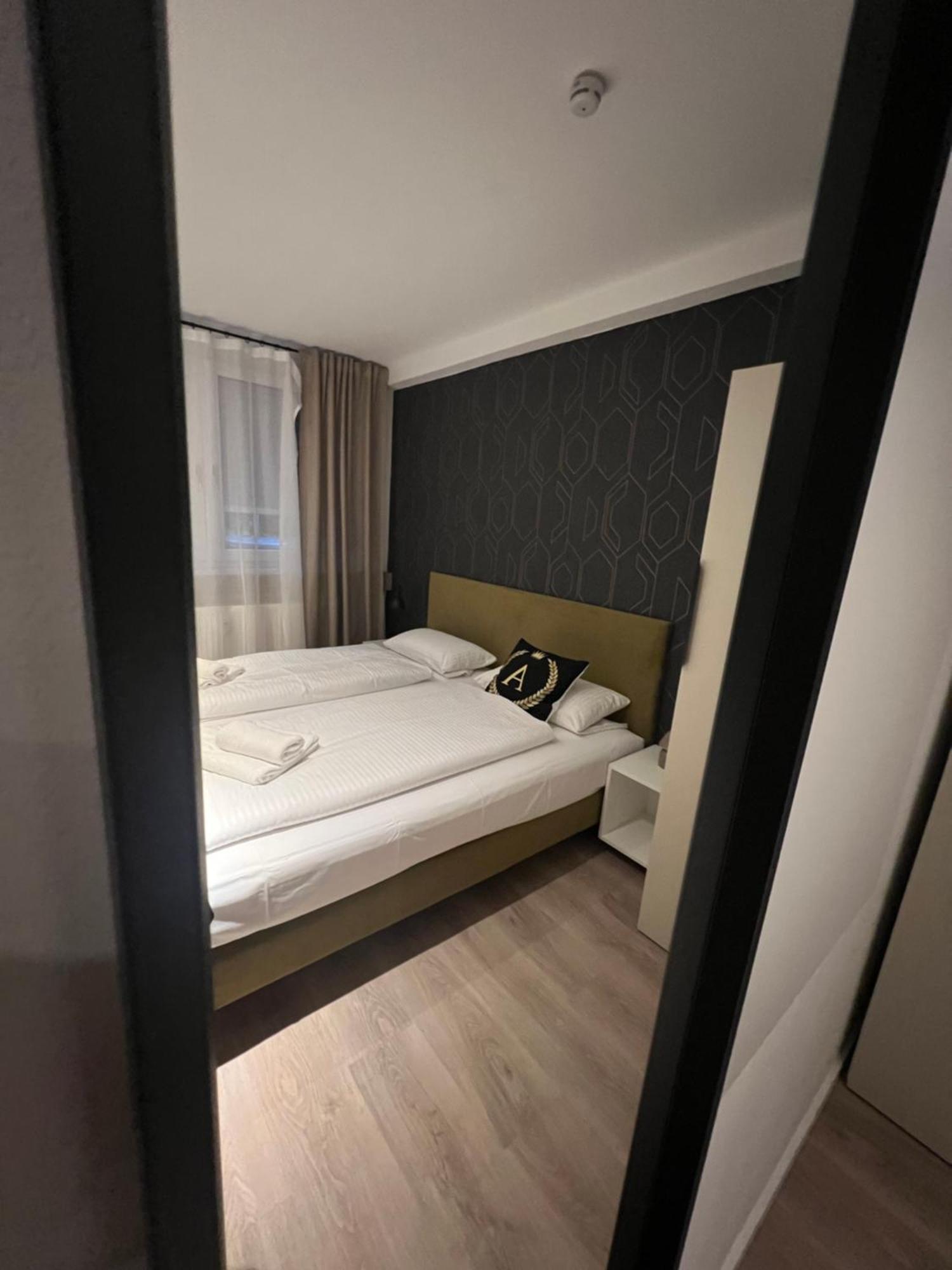 Alpha Rooms Backnang Esterno foto