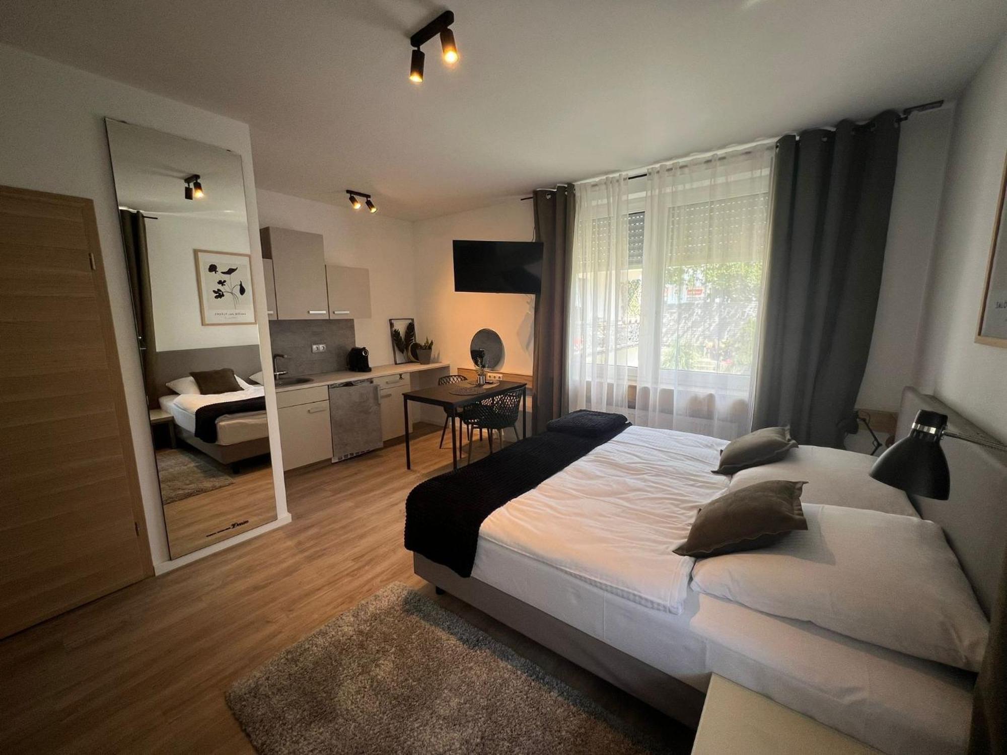 Alpha Rooms Backnang Esterno foto